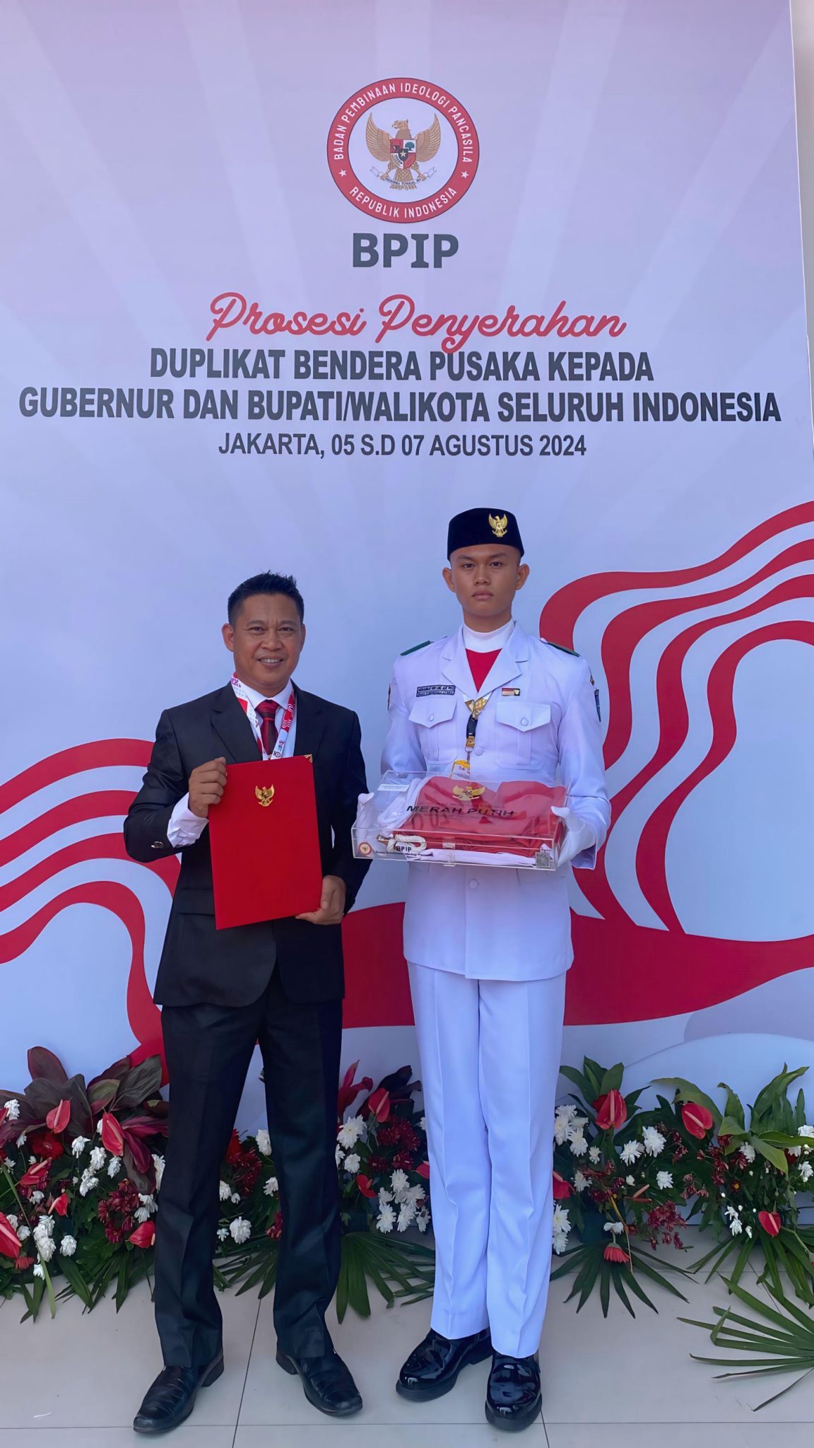 Pemkab Bengkulu Utara Terima Duplikat Bendera Merah Putih dari BPIP